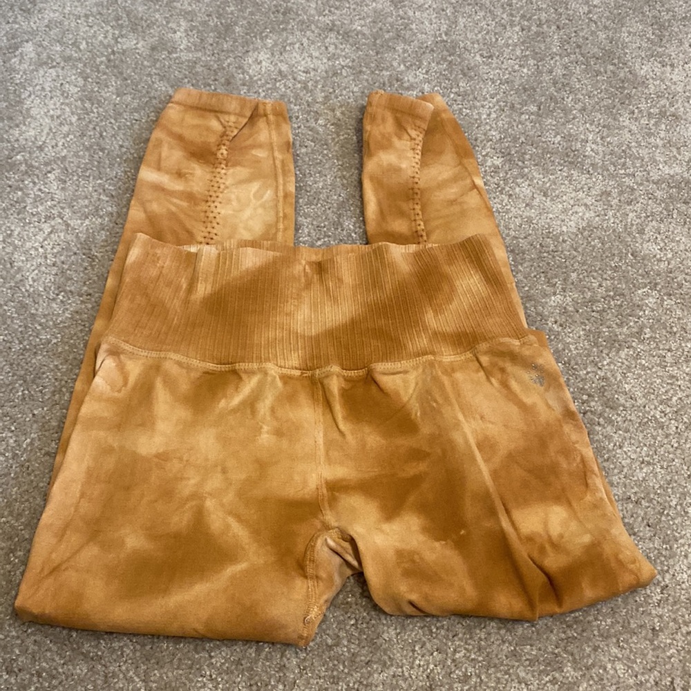 Free people movement good karma leggings